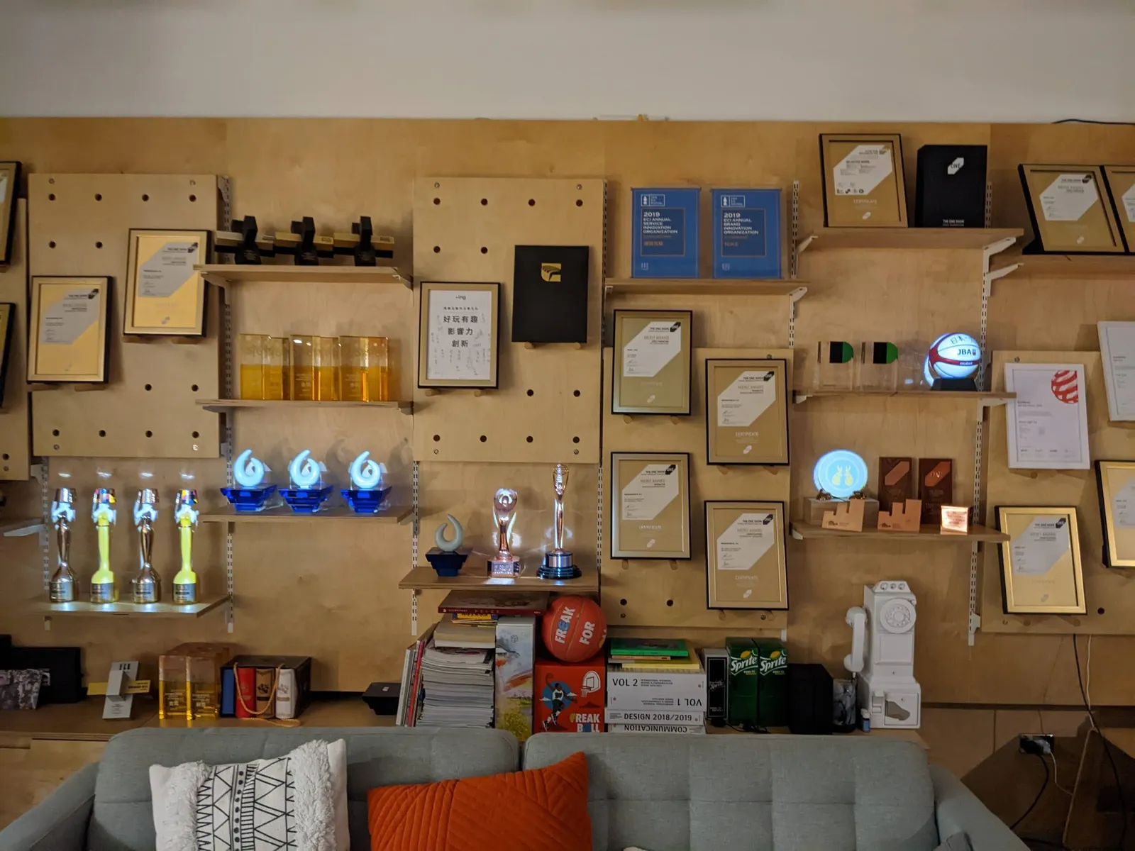 SW Trophy Wall – 02