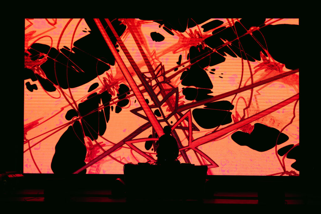 FEST003 Live A/V - 12